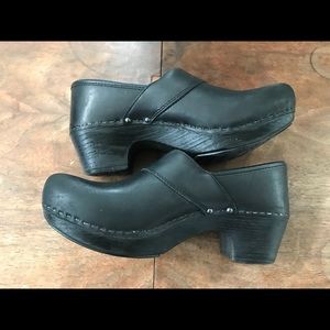 Black Dansko Clogs with Faux Wood Bottom